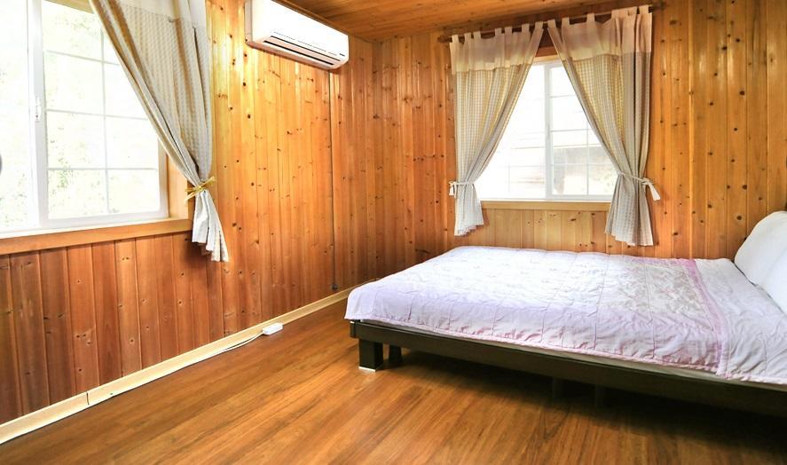 Jeju Log Village Pension Seogwipo Bagian luar foto
